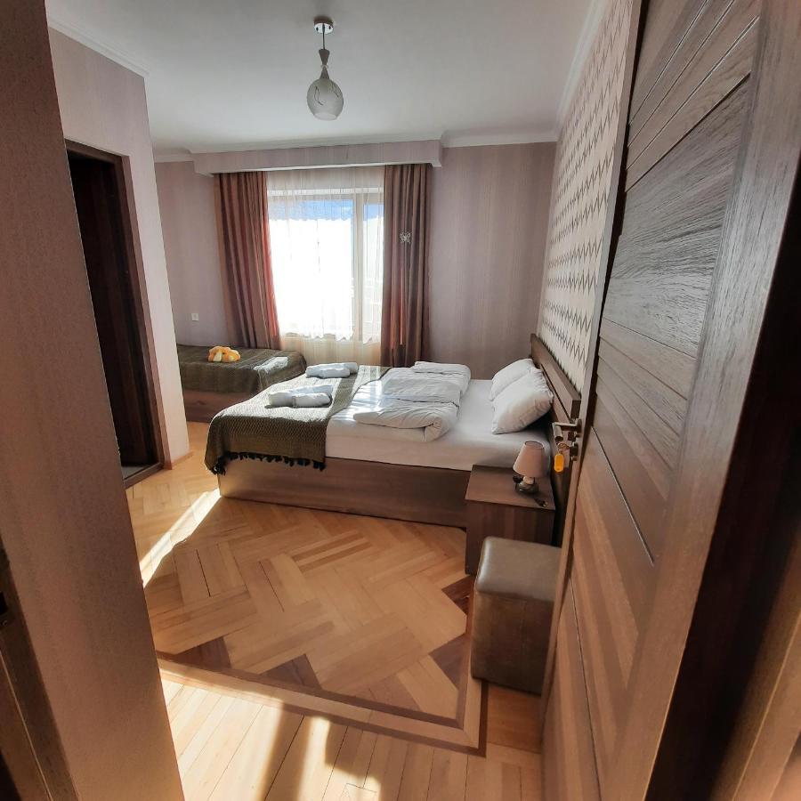 Gio-Nika Hotell Kazbegi Exteriör bild