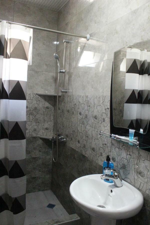 Gio-Nika Hotell Kazbegi Exteriör bild